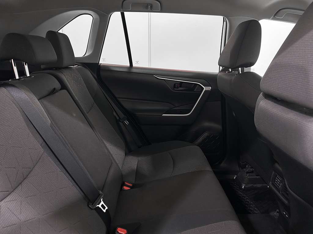 2022 Toyota Rav4 - Image 19