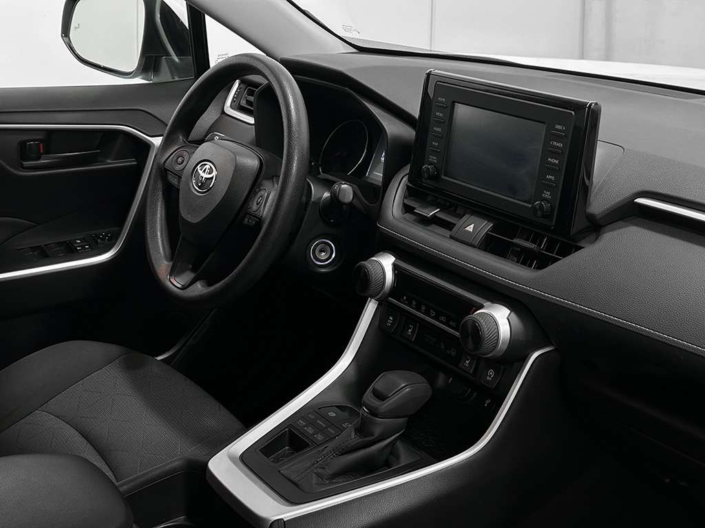 2022 Toyota Rav4 - Image 20