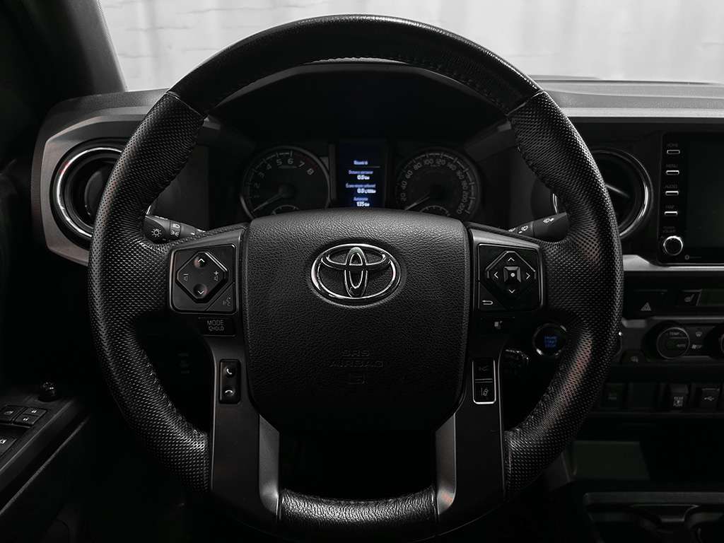 2021 Toyota Tacoma - Image 11