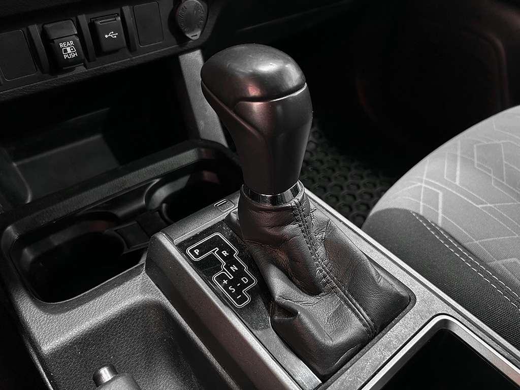 2021 Toyota Tacoma - Image 13