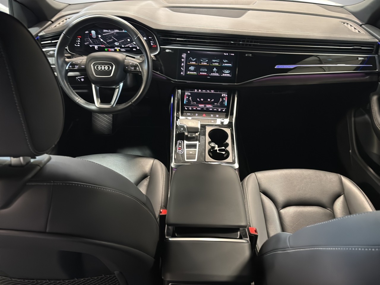 2023 Audi Q8 - Image 12