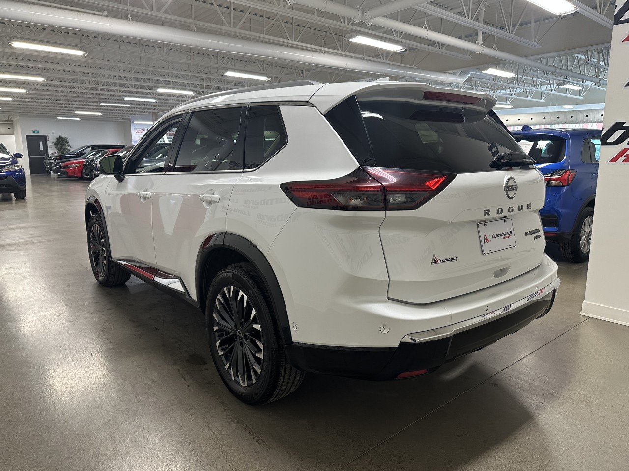 2024 Nissan Rogue - Image 10