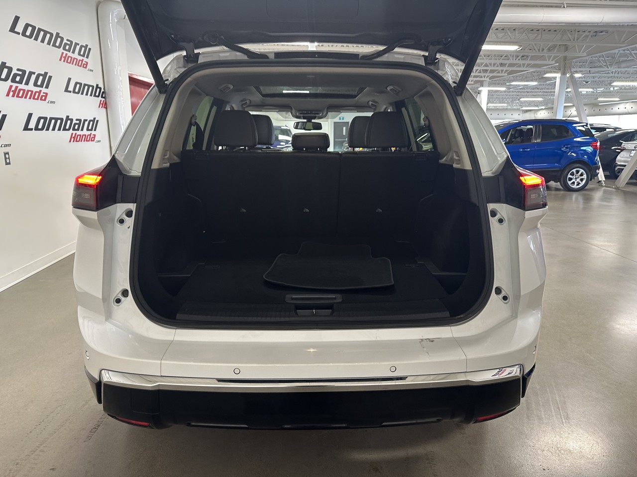 2024 Nissan Rogue - Image 24