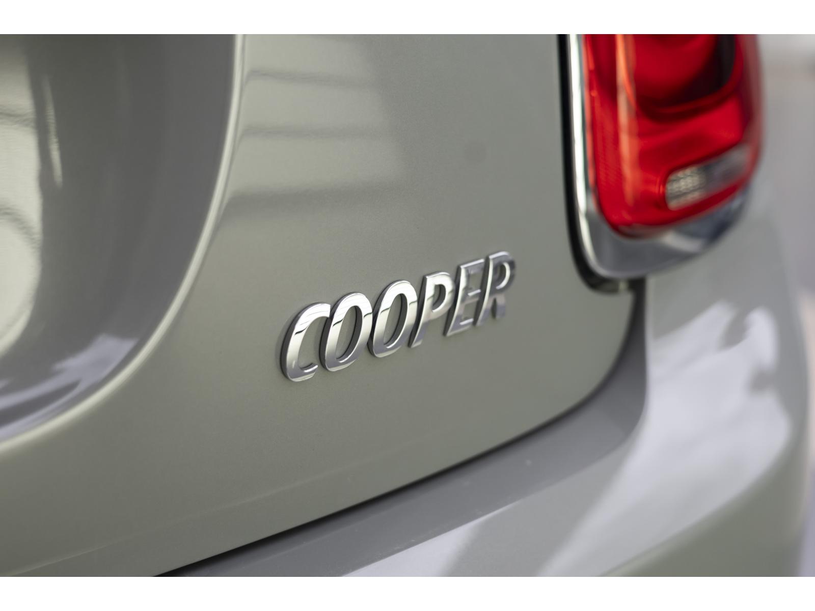 2019 Mini Cooper - Image 8