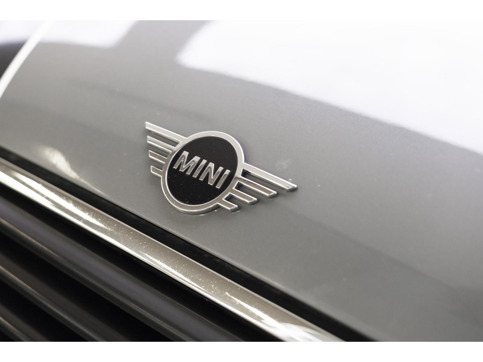 2019 Mini Cooper - Image 10