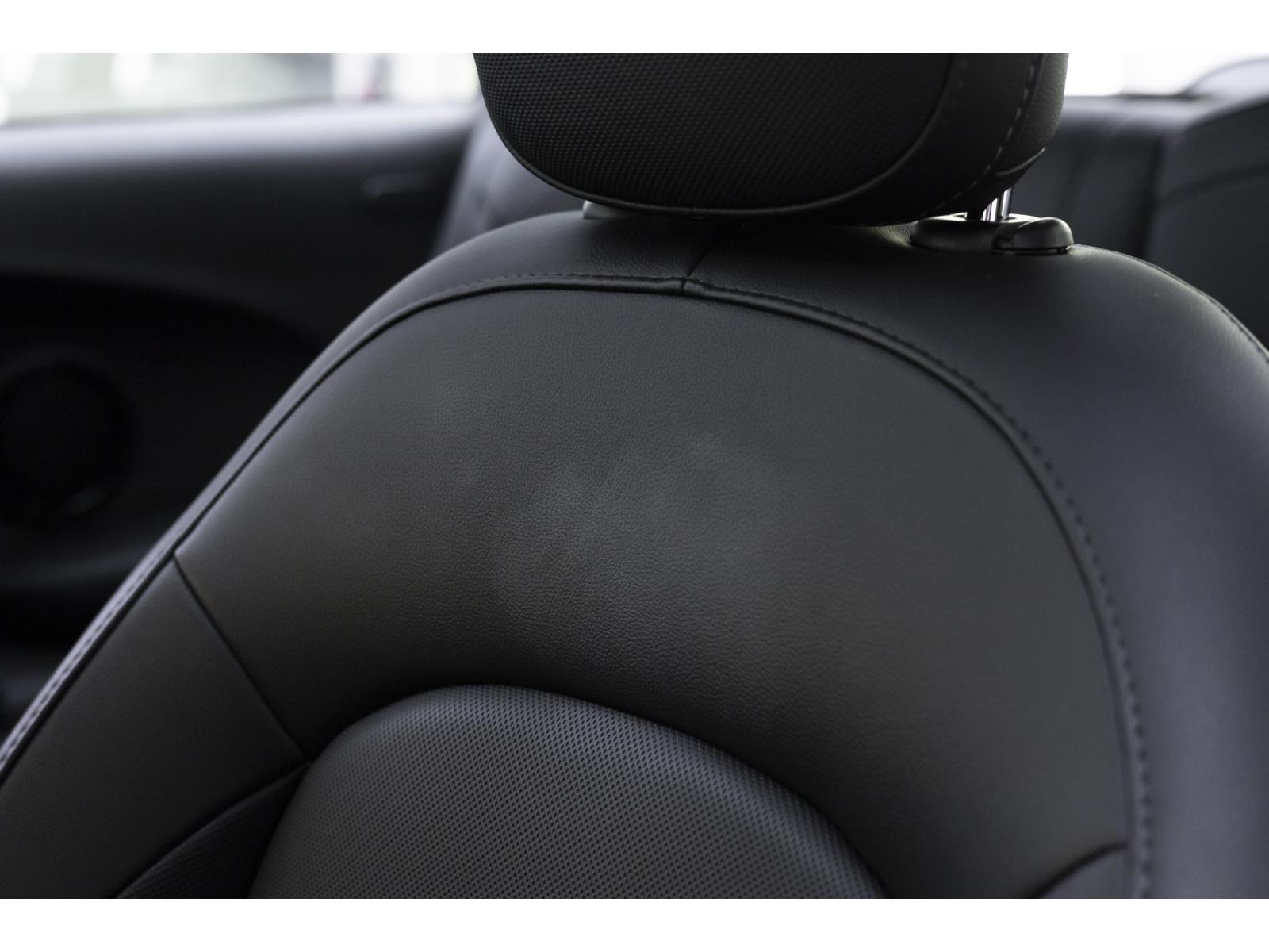 2019 Mini Cooper - Image 14