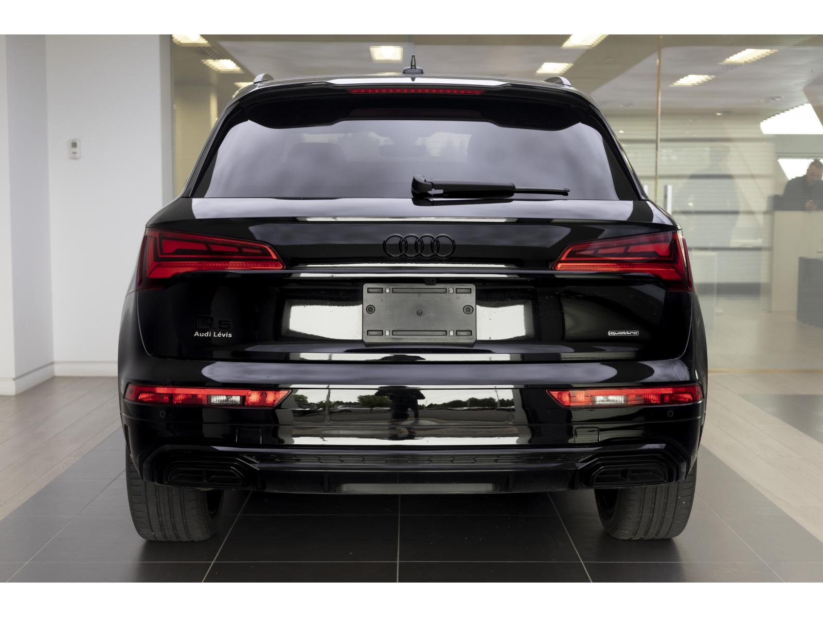 2025 Audi Q5 - Image 12