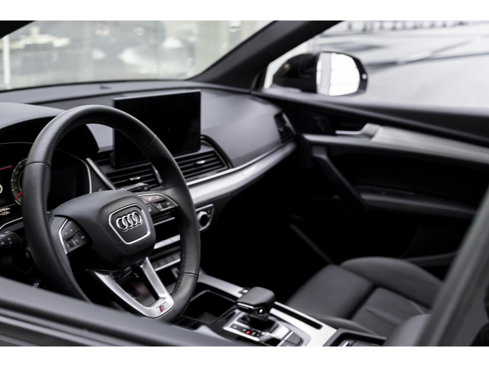 2025 Audi Q5 - Image 18