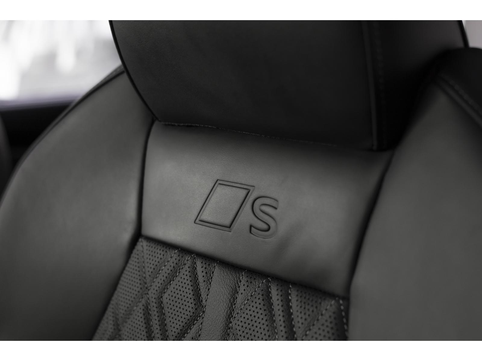 2025 Audi SQ5 - Image 15