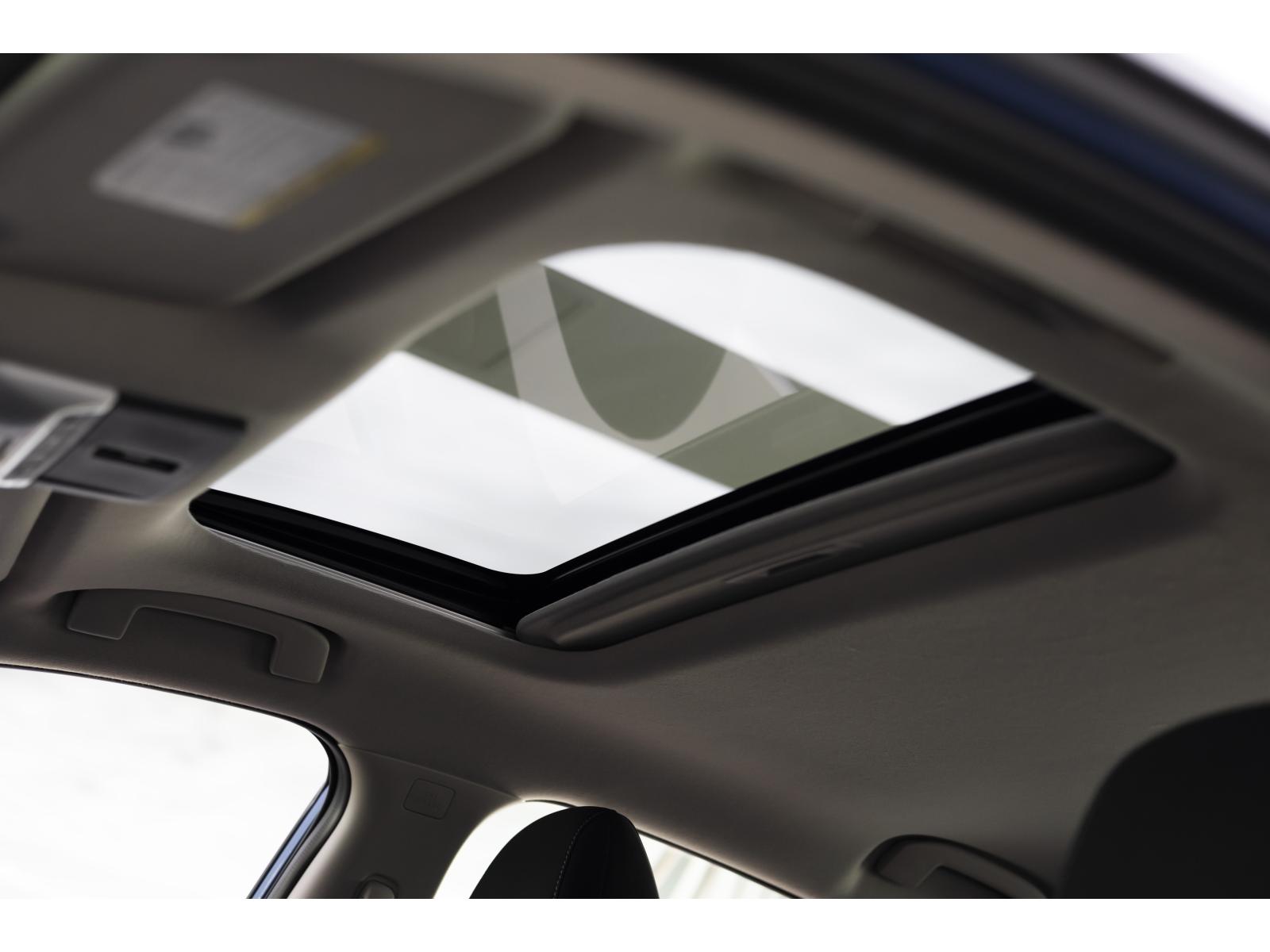 2021 Nissan Sentra - Image 25
