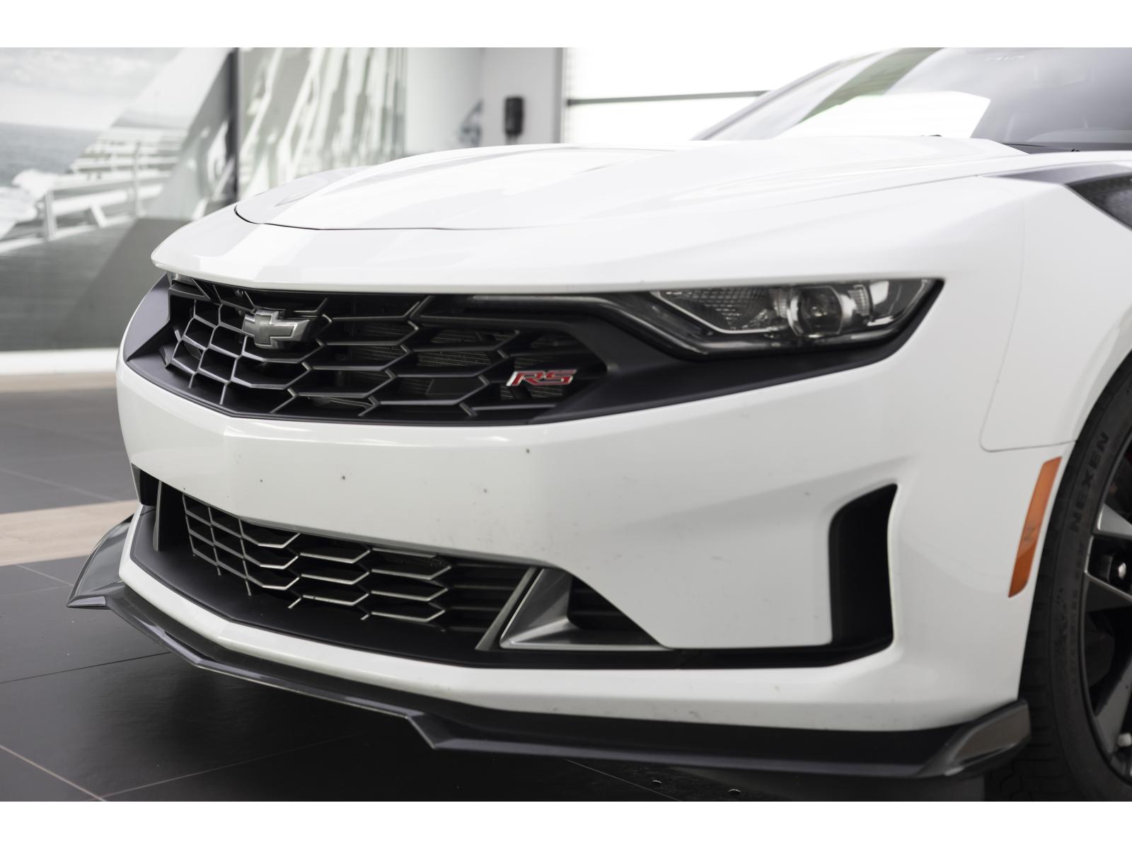2023 Chevrolet Camaro - Image 3