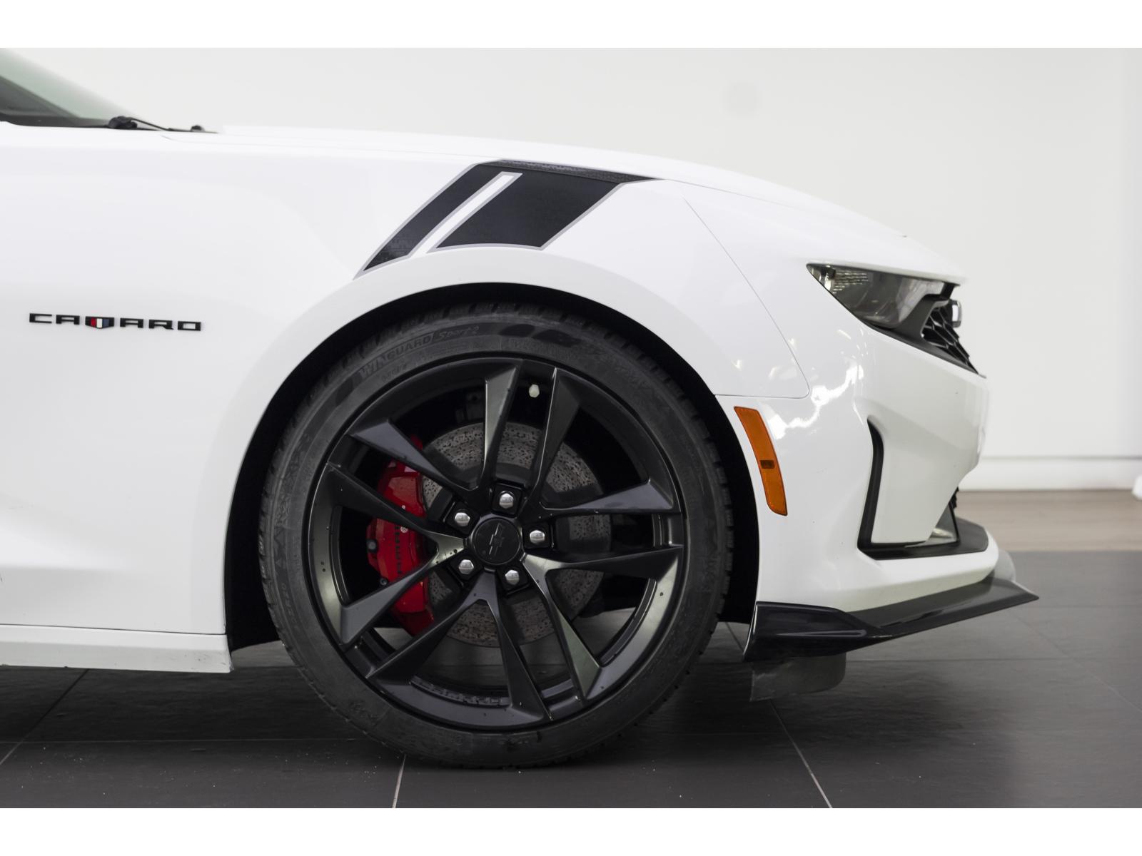 2023 Chevrolet Camaro - Image 6
