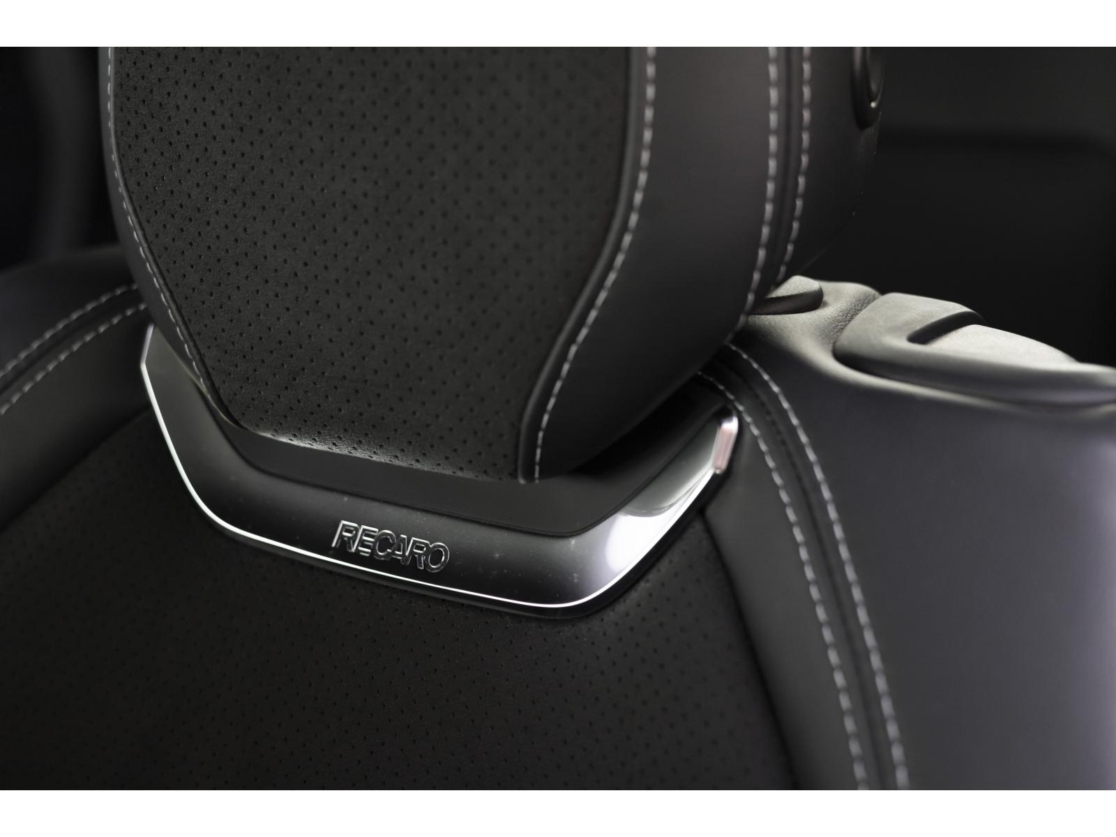 2023 Chevrolet Camaro - Image 16