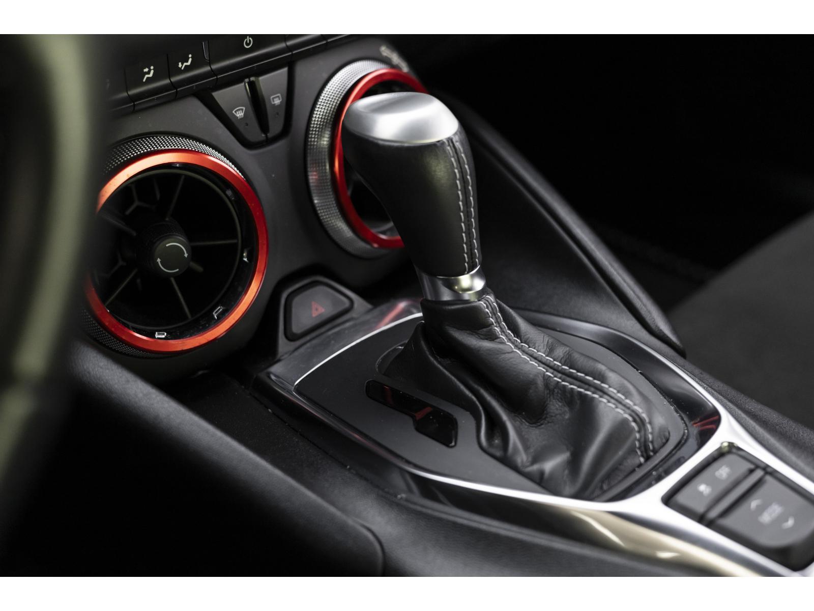 2023 Chevrolet Camaro - Image 19