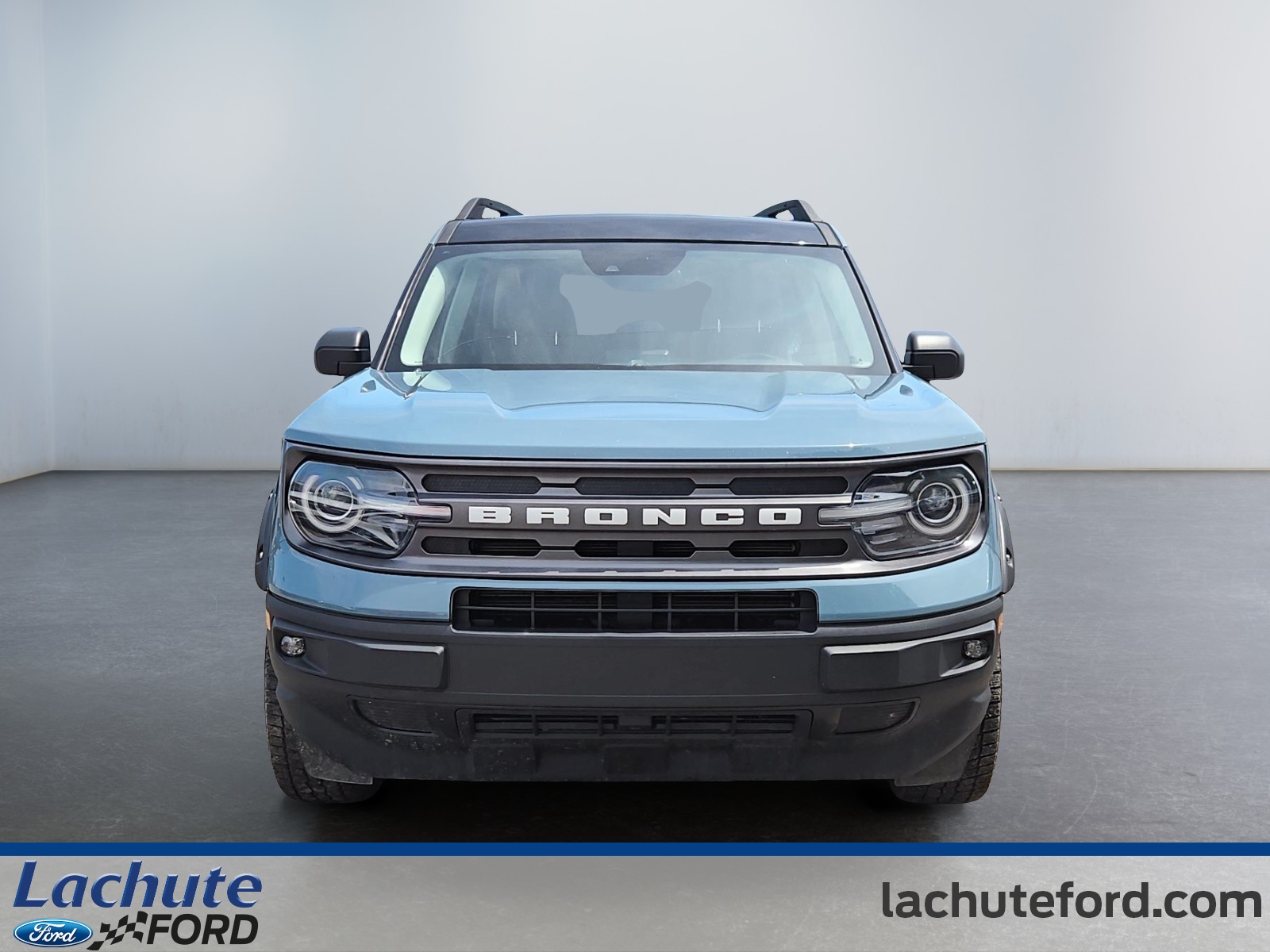 2022 Ford Bronco Sport - Image 2