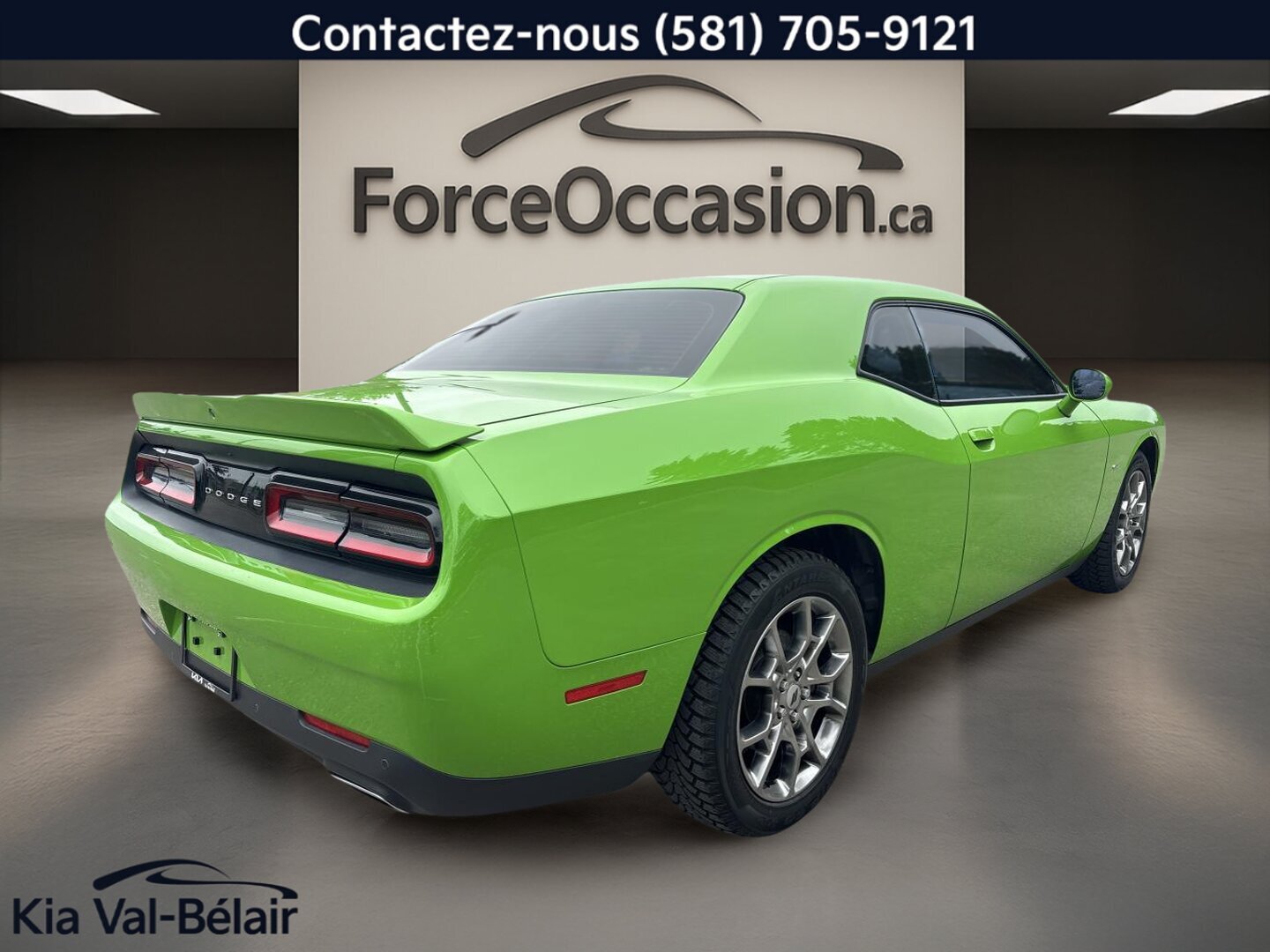 2017 Dodge Challenger - Image 11