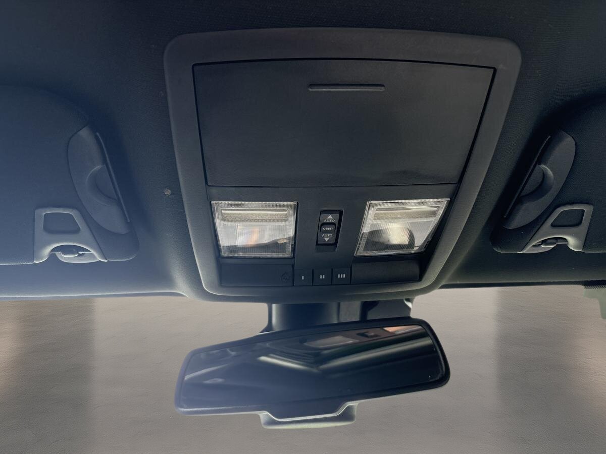 2017 Dodge Challenger - Image 20