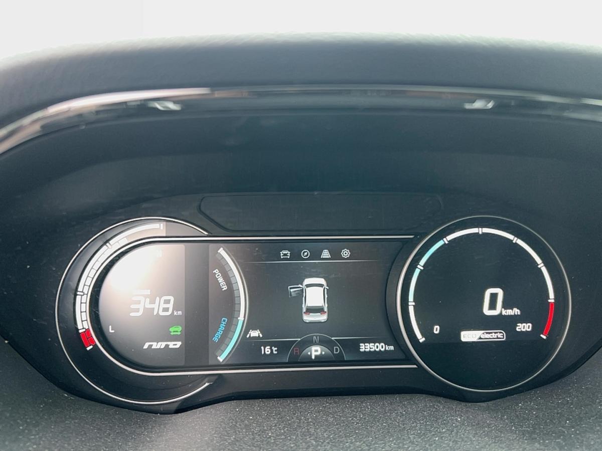 2020 Kia Niro - Image 13