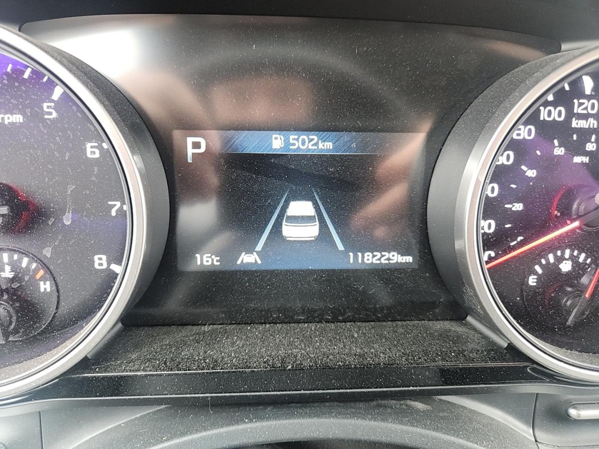 2023 Kia Carnival - Image 11