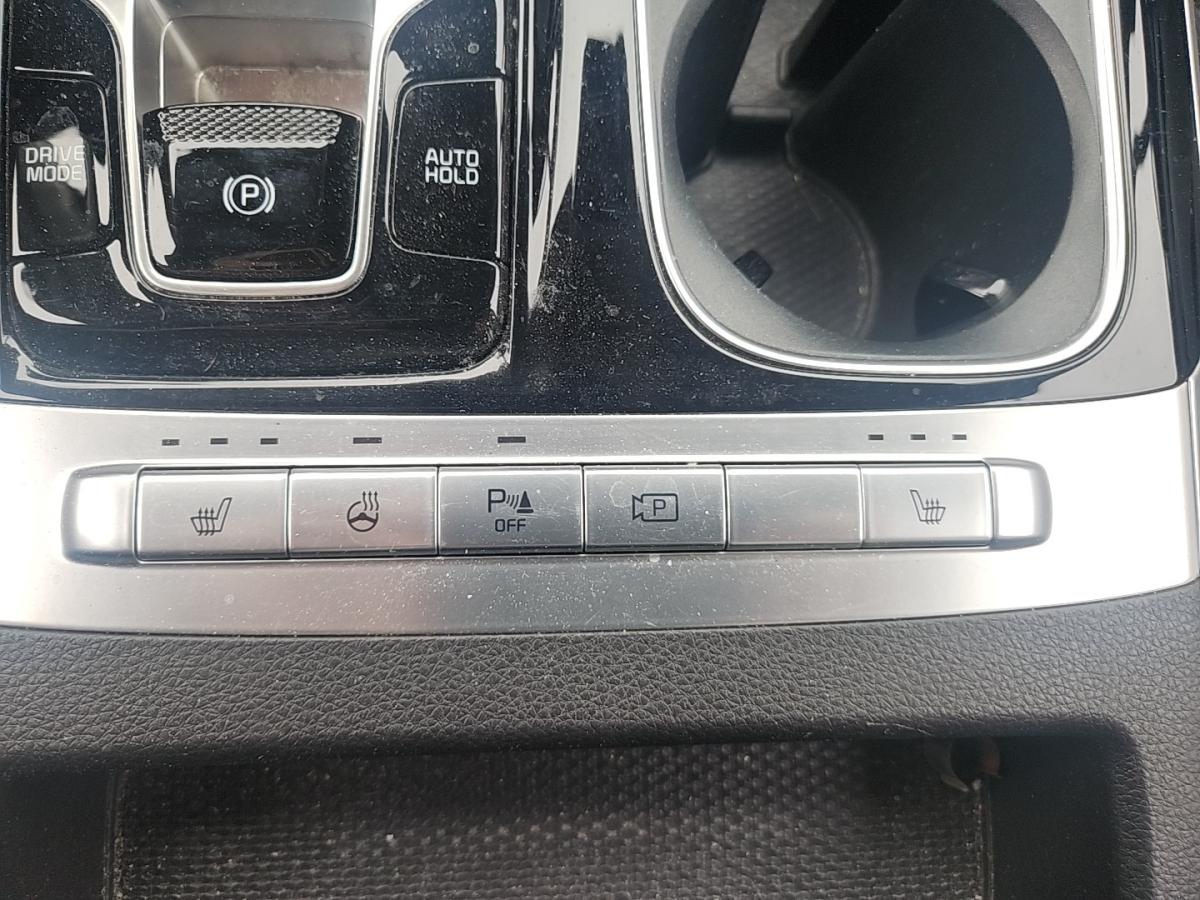 2023 Kia Carnival - Image 16