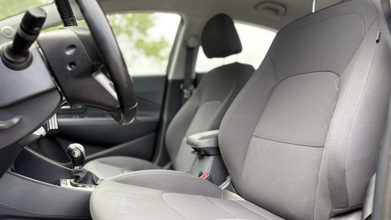 2017 Kia Rio - Image 11