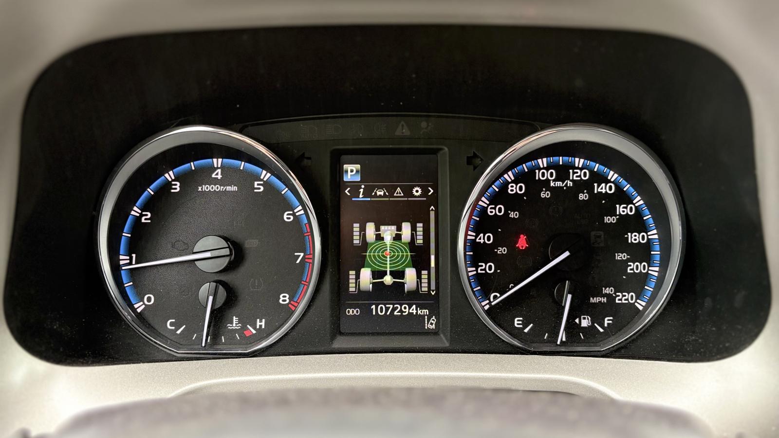 2017 Toyota RAV4 - Image 13