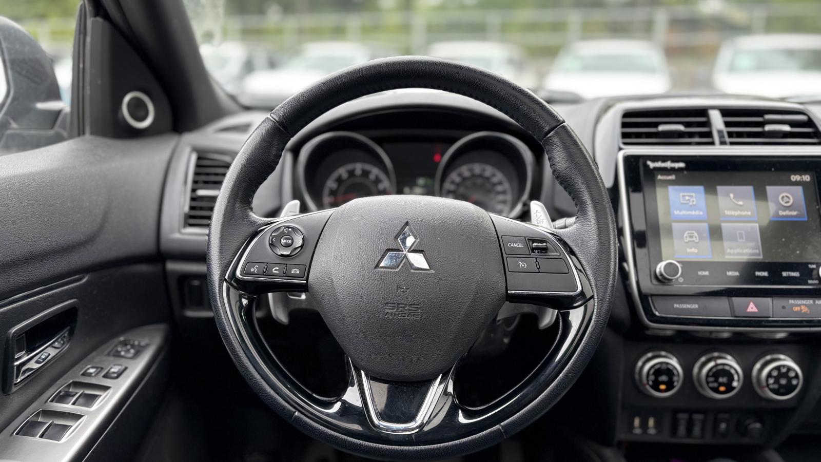 2022 Mitsubishi RVR - Image 8