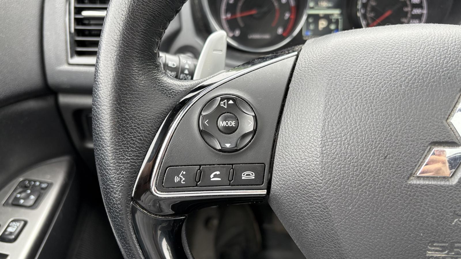 2022 Mitsubishi RVR - Image 16