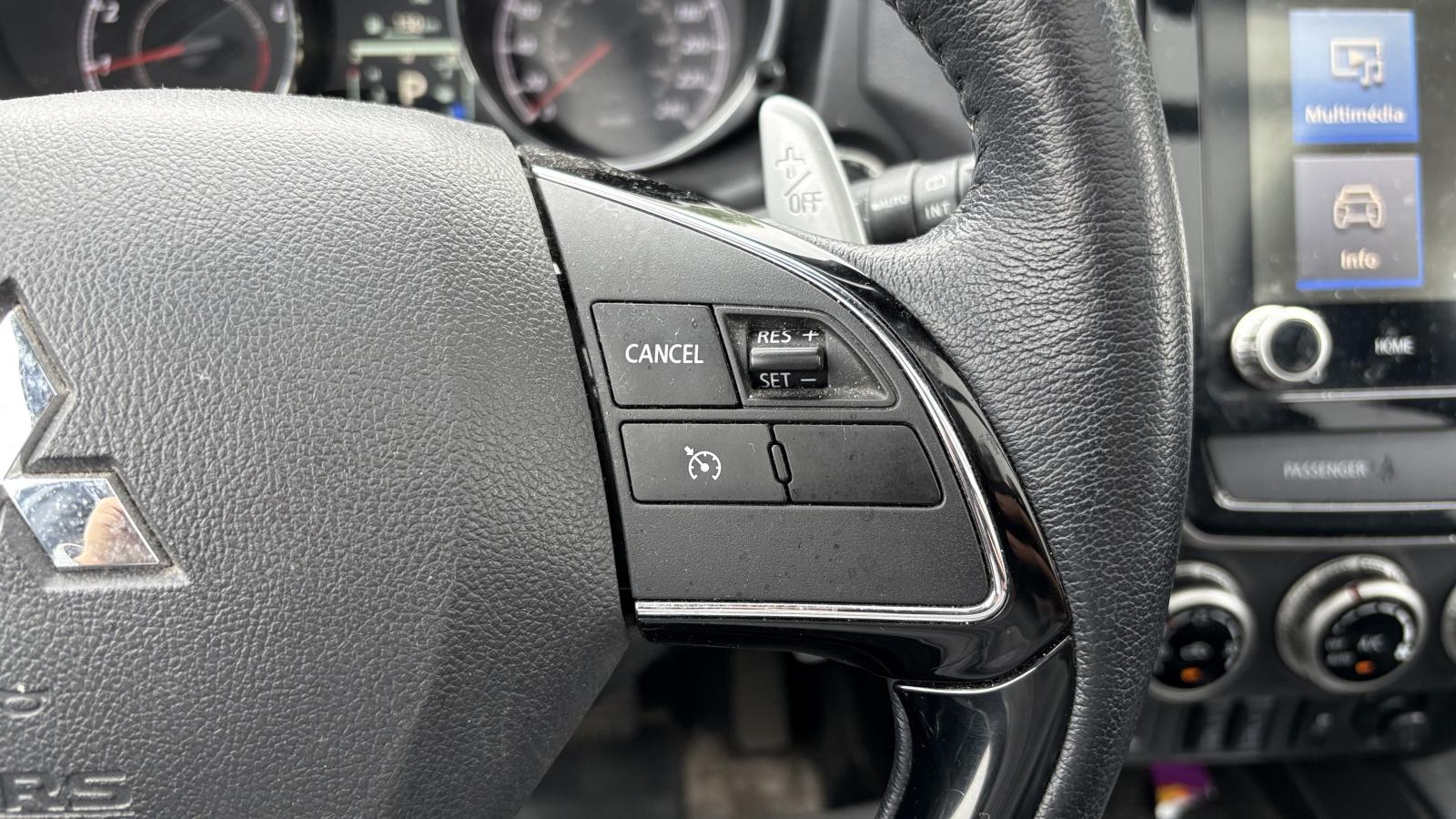 2022 Mitsubishi RVR - Image 17