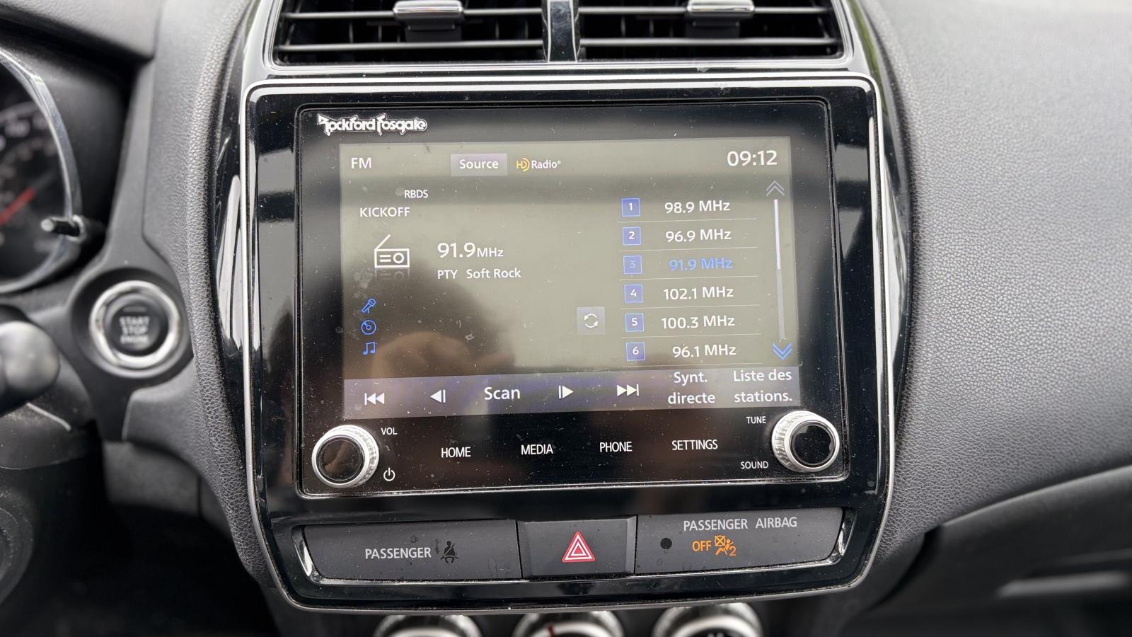 2022 Mitsubishi RVR - Image 29