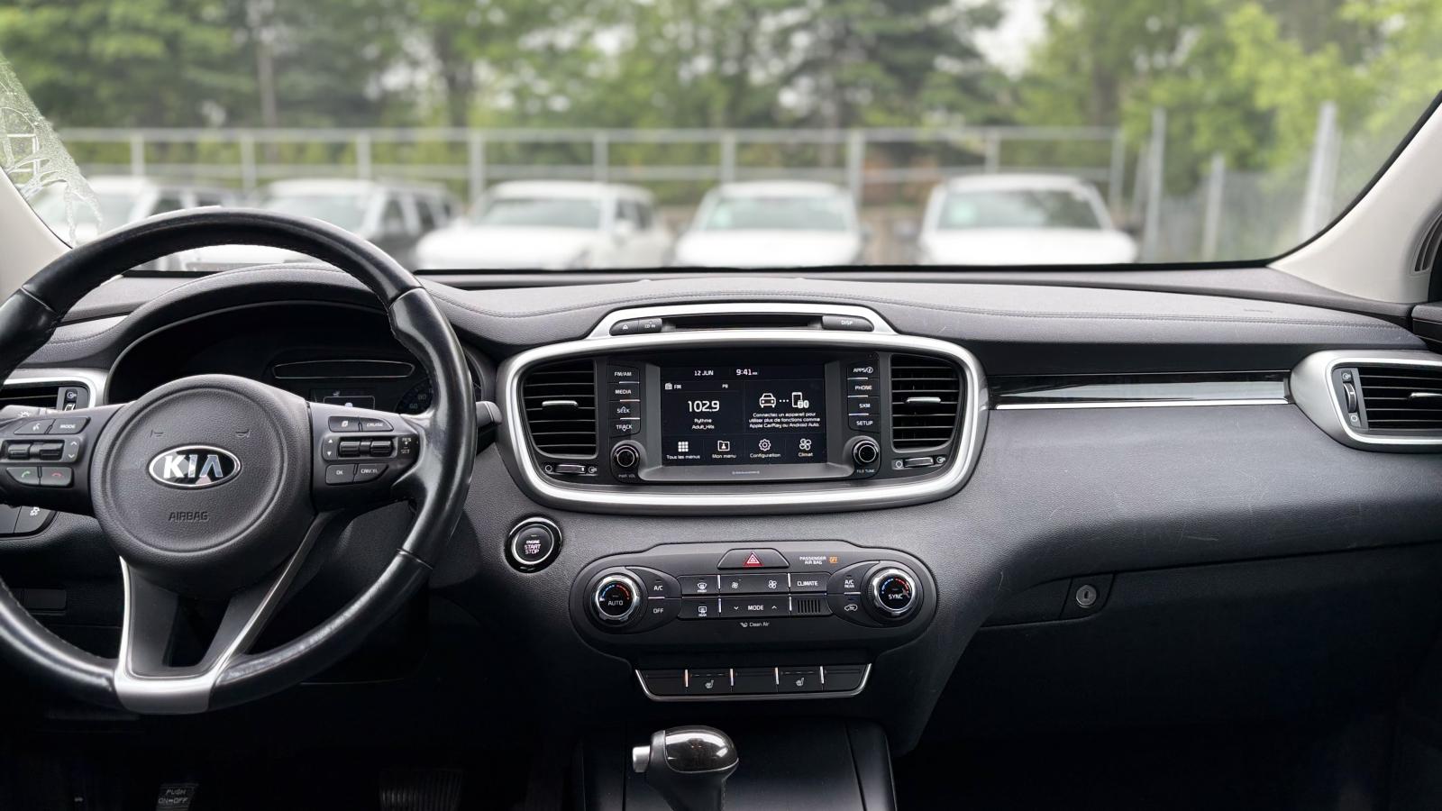 2017 Kia Sorento - Image 7