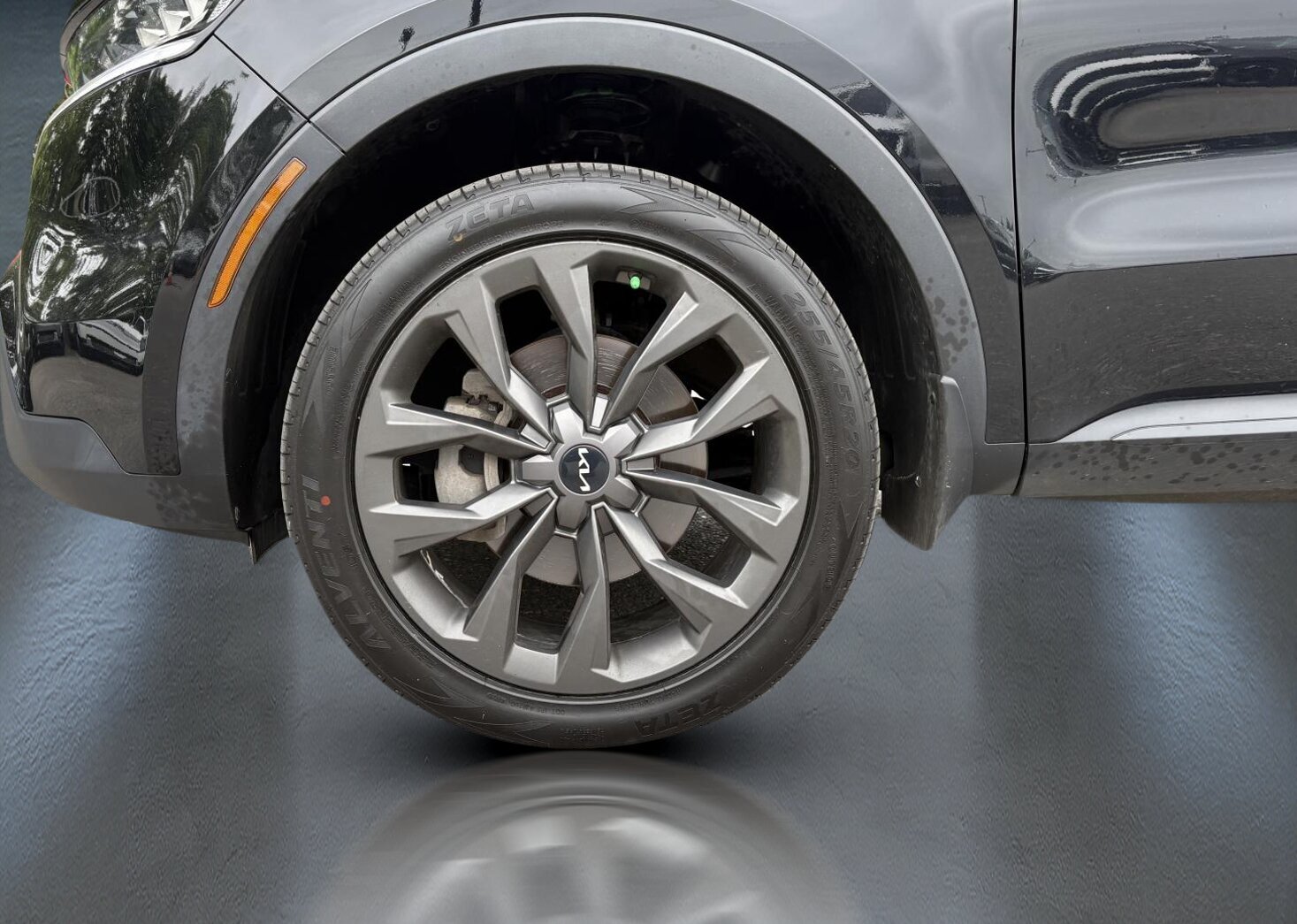 2023 Kia Sorento - Image 5