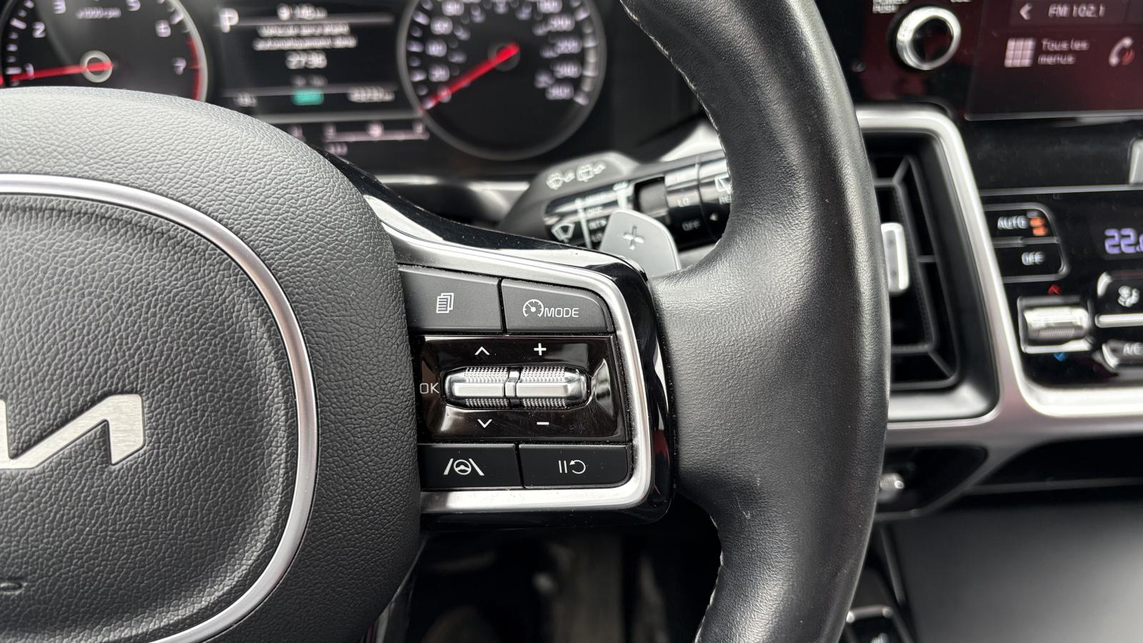 2023 Kia Sorento - Image 17