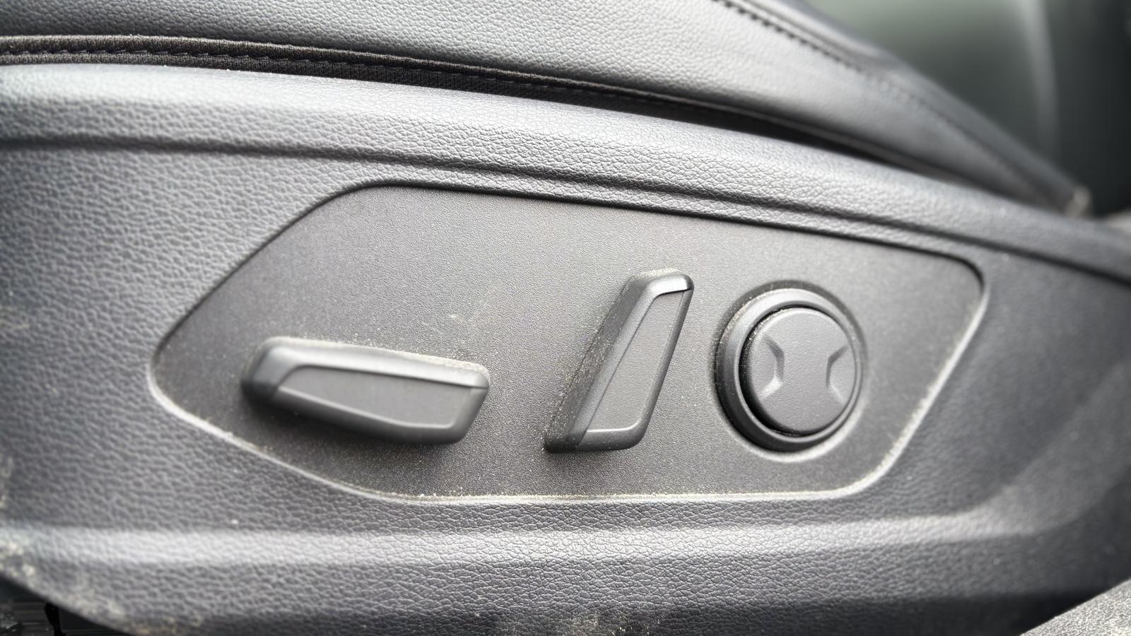 2023 Kia Sportage - Image 11