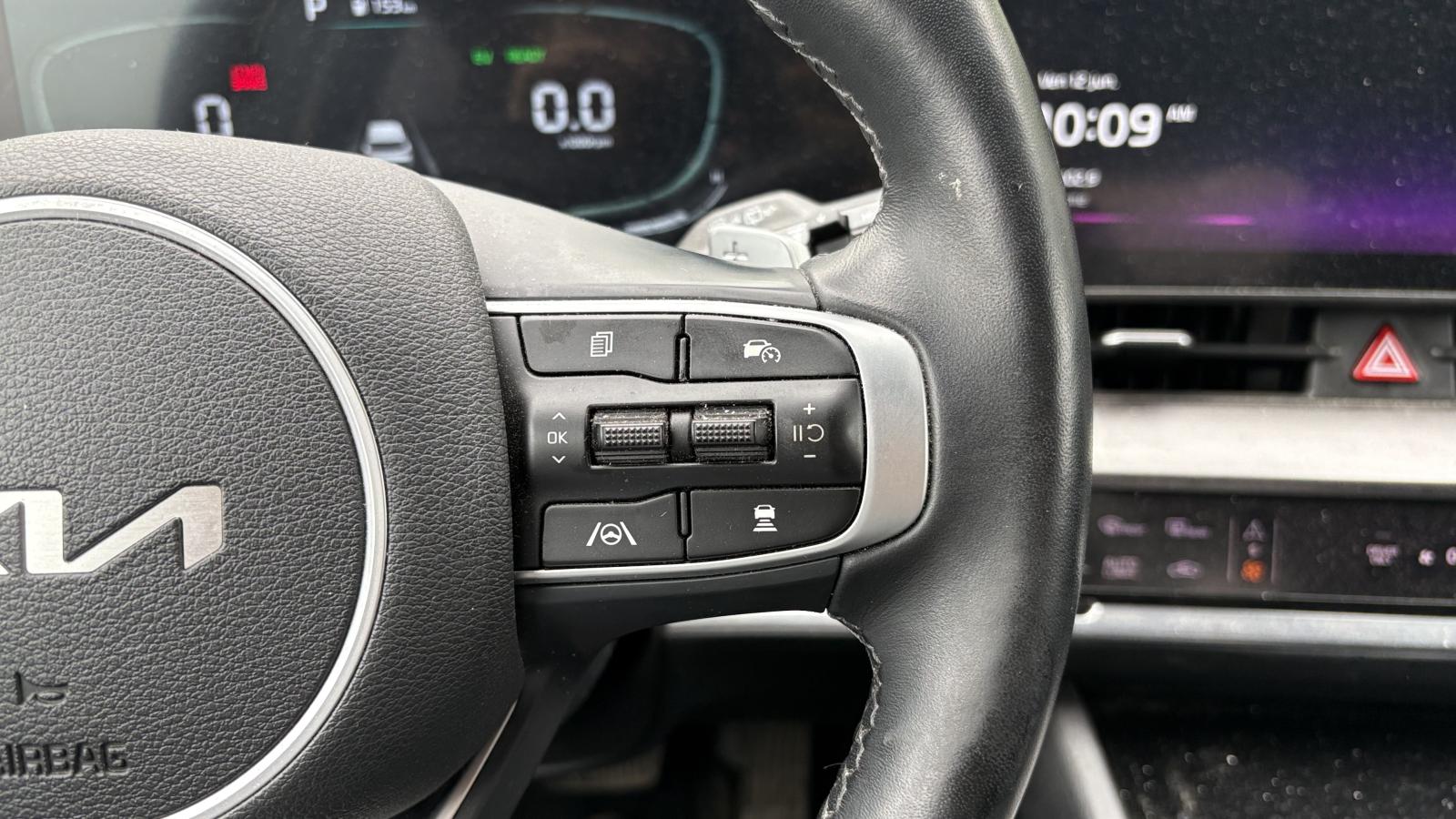 2023 Kia Sportage - Image 17