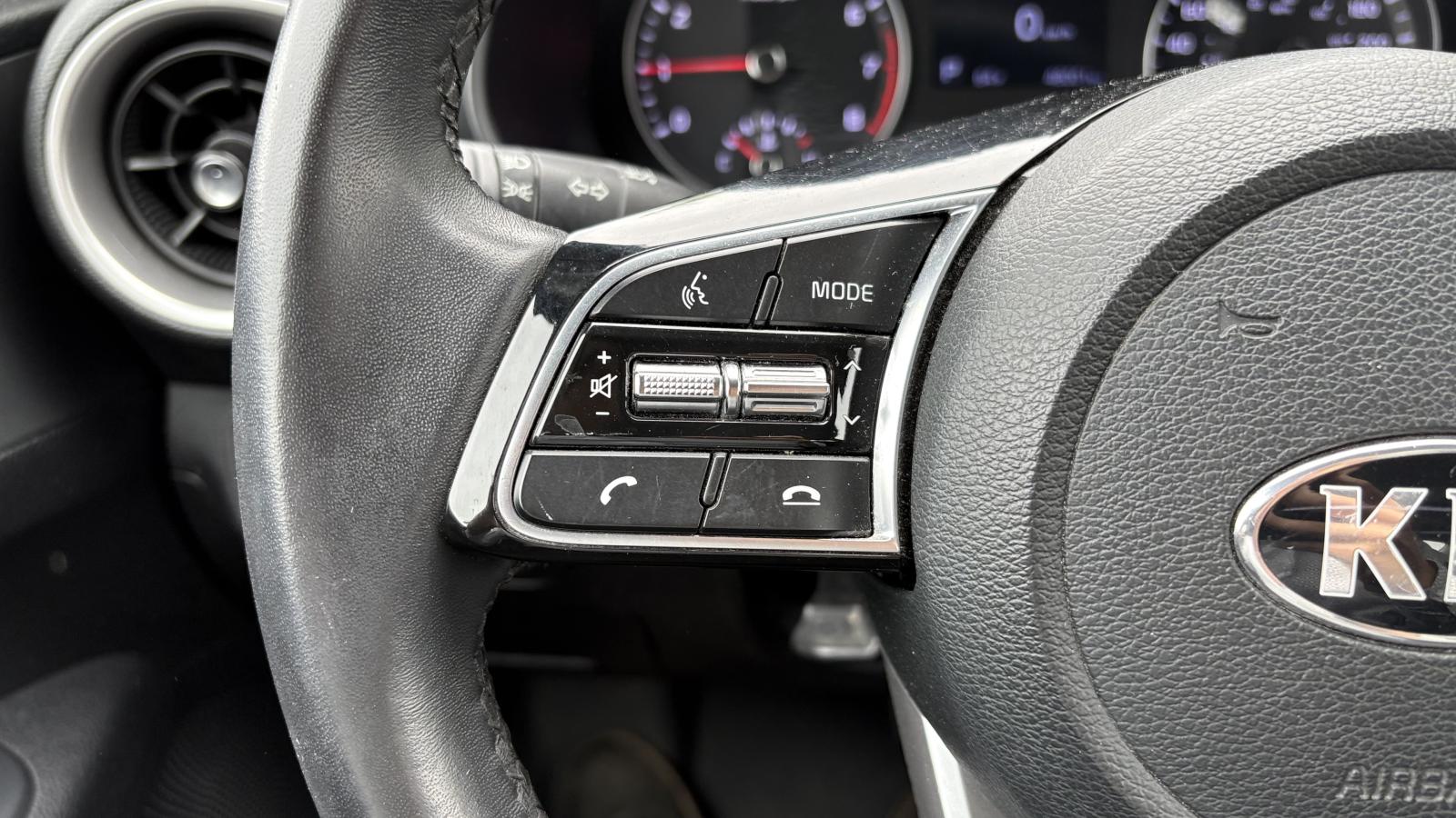 2020 Kia Forte - Image 16