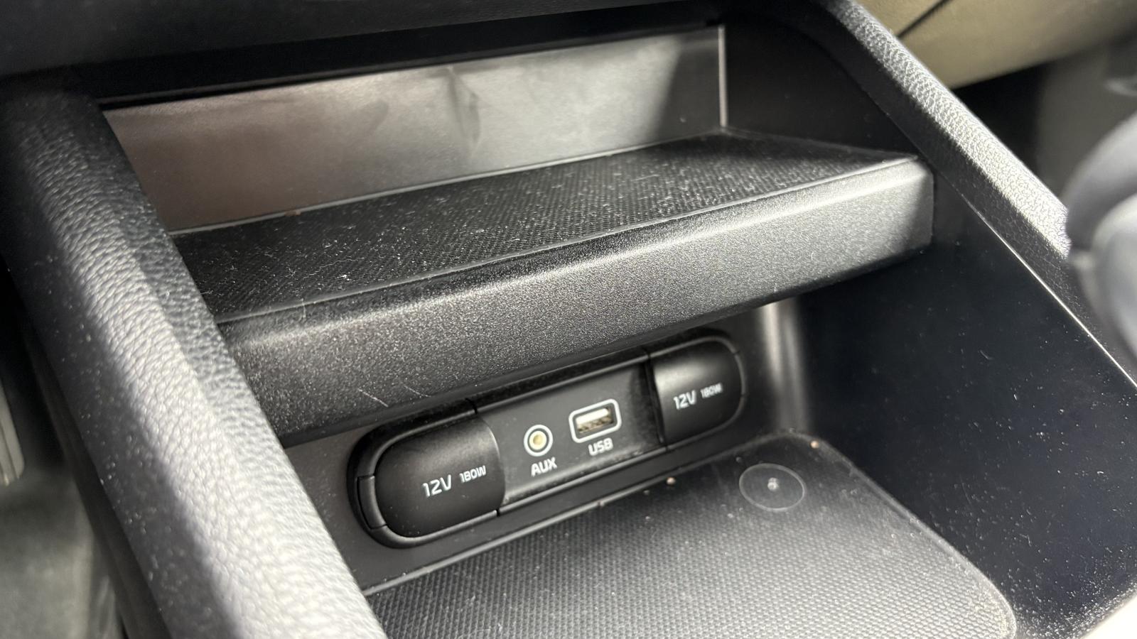 2020 Kia Forte - Image 26