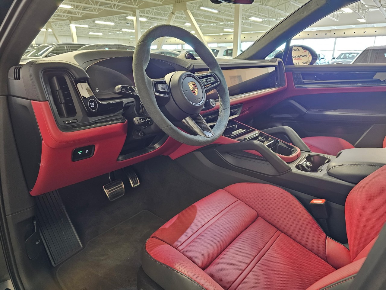 2026 Porsche Cayenne - Image 22
