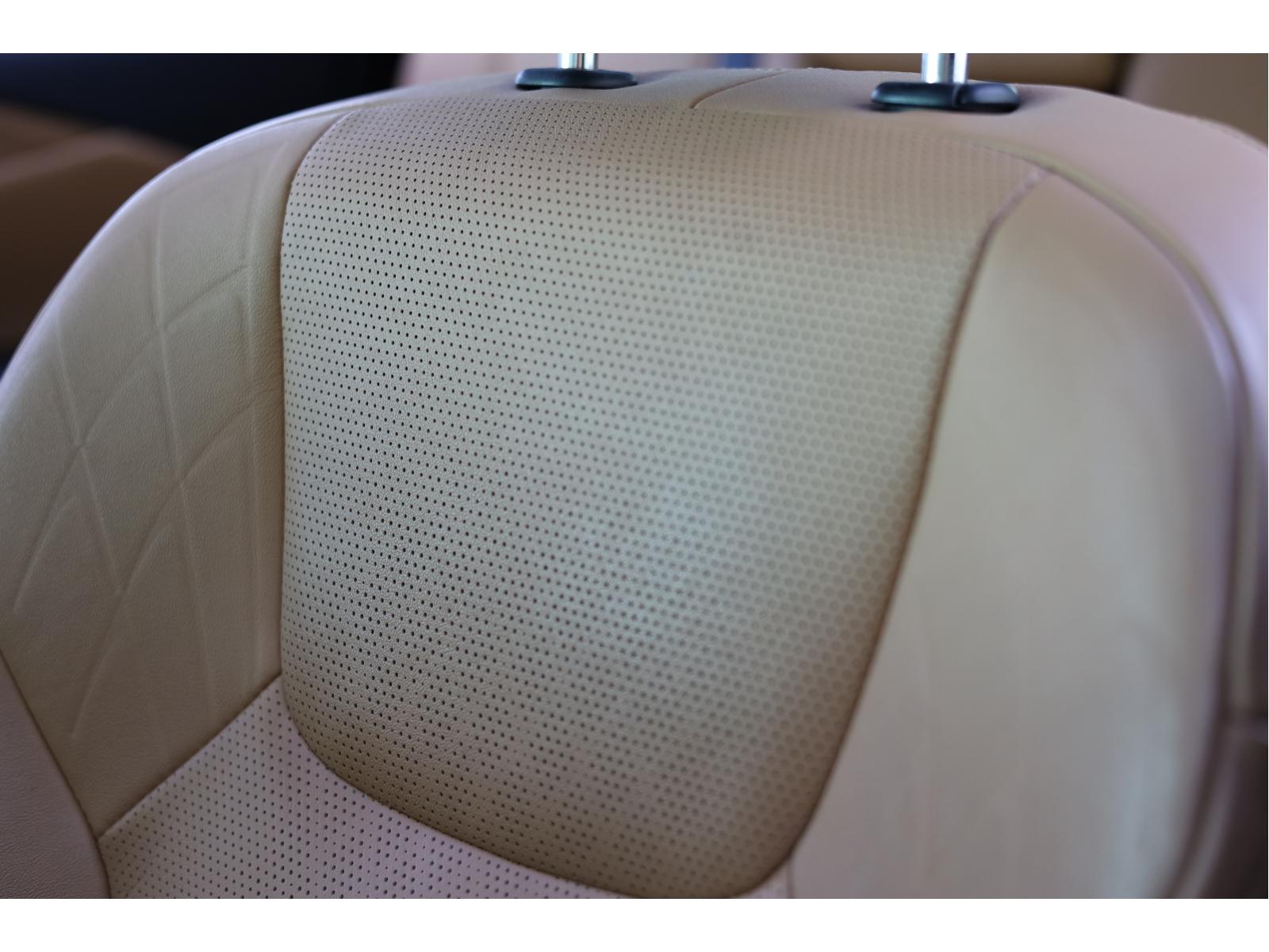 2024 Lexus RX - Image 16