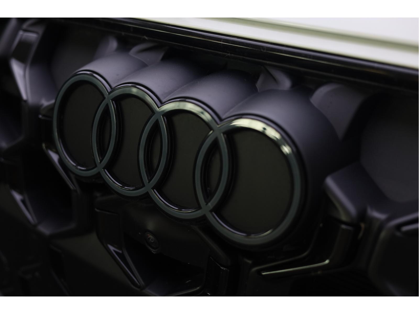 2025 Audi Q5 - Image 4