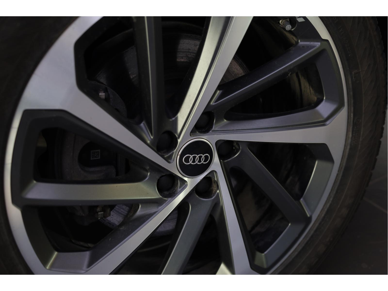 2025 Audi Q5 - Image 6