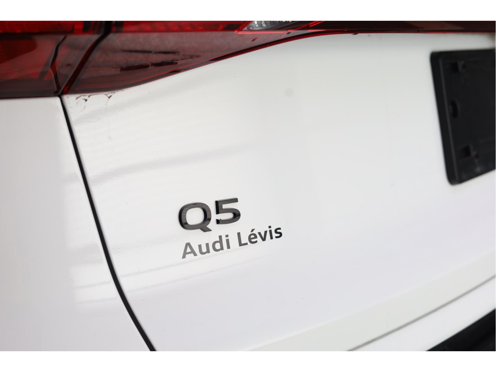 2025 Audi Q5 - Image 9
