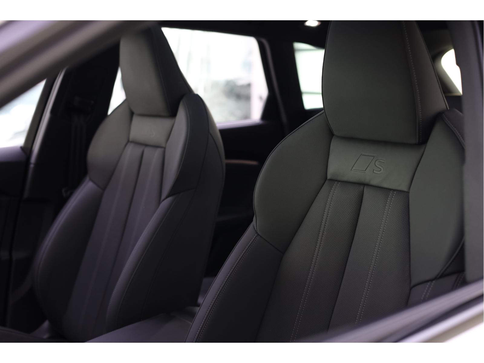 2025 Audi Q5 - Image 16