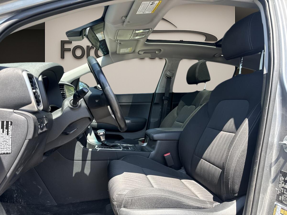2022 Kia Sportage - Image 7