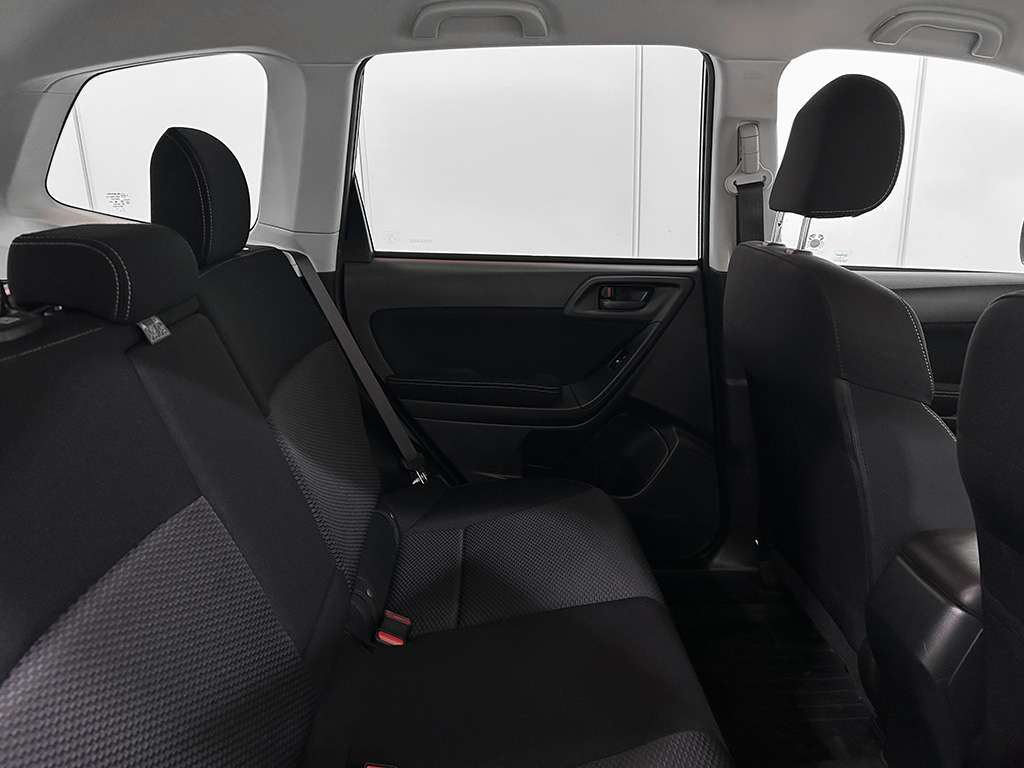 2015 Subaru Forester - Image 18