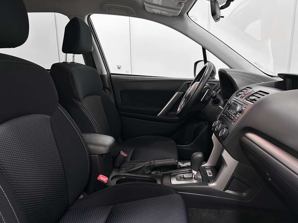 2015 Subaru Forester - Image 20