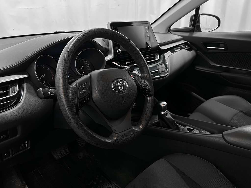 2021 Toyota C-HR - Image 7