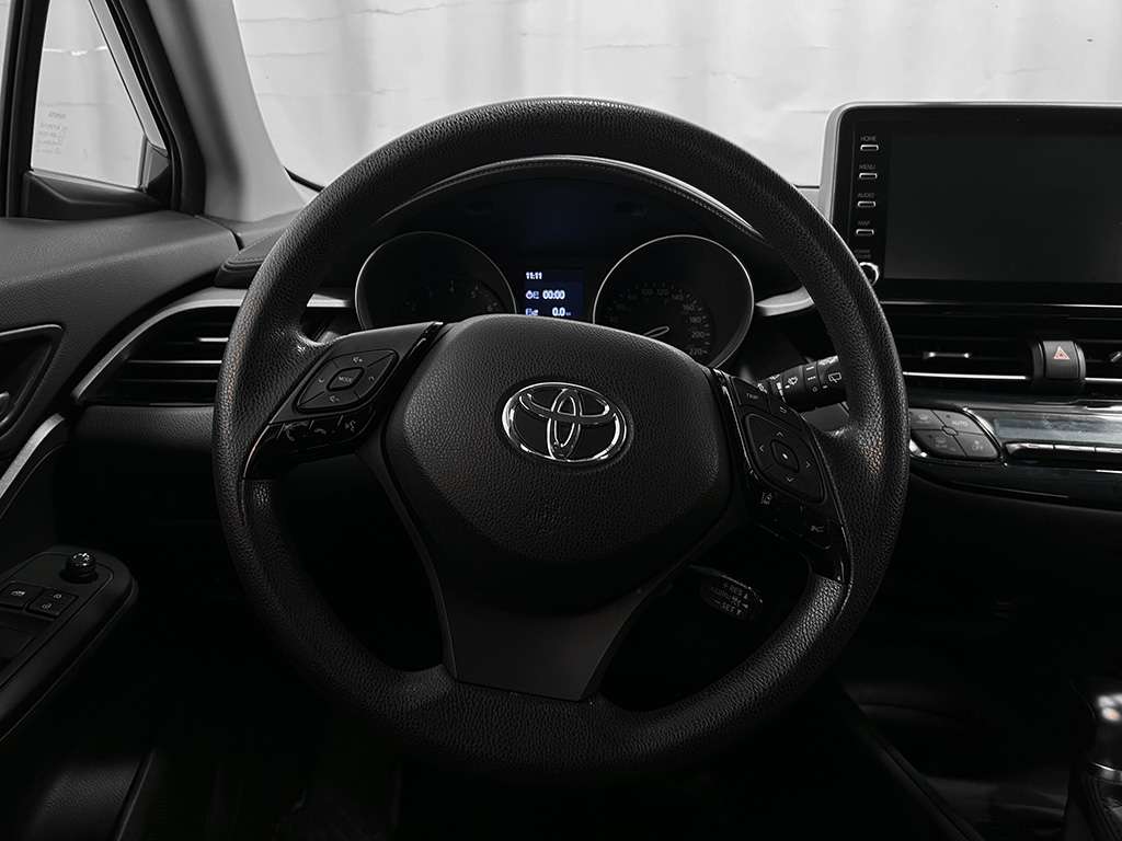 2021 Toyota C-HR - Image 10