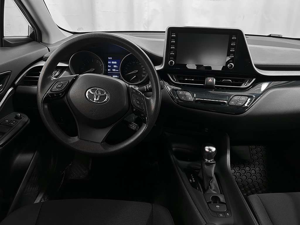 2021 Toyota C-HR - Image 17