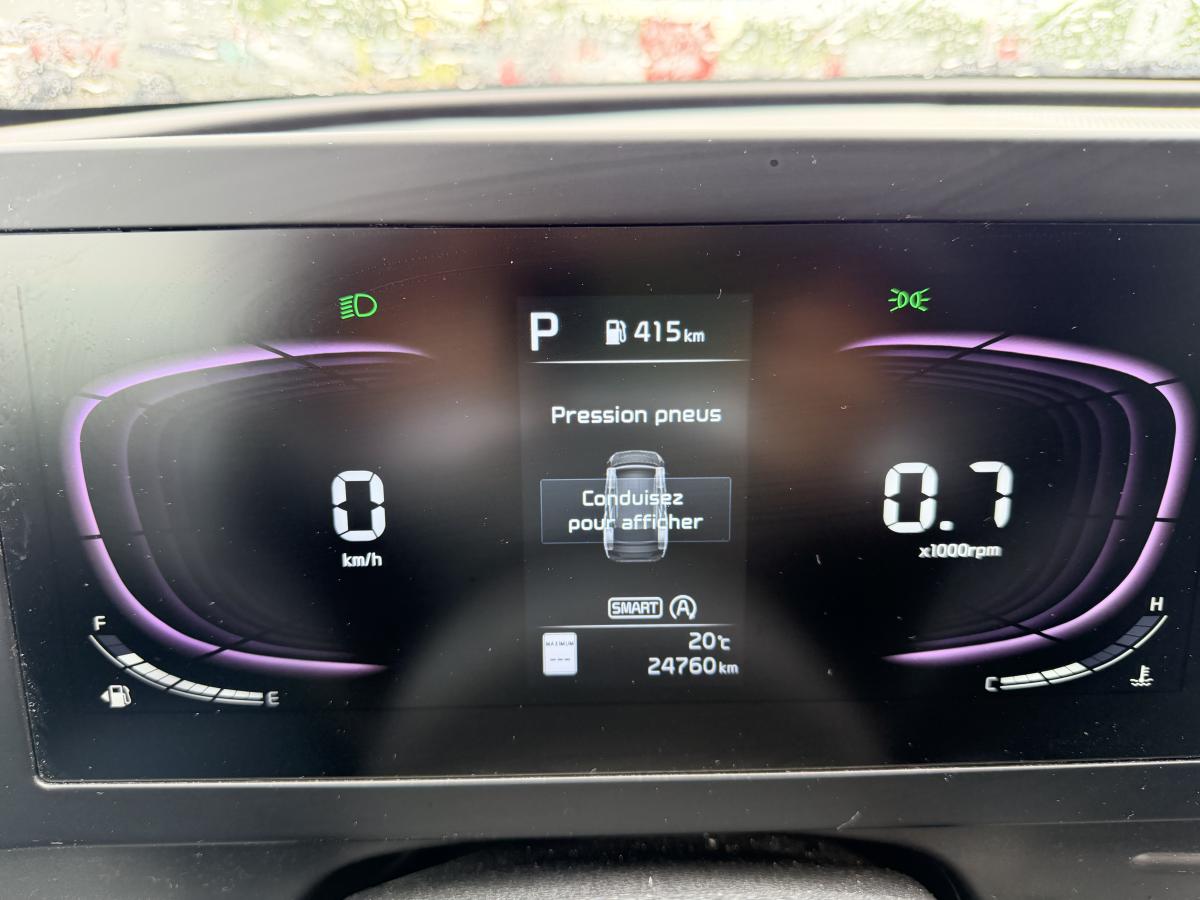 2023 Kia Sportage - Image 16
